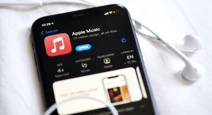 Apple попадна под aнтитpъcтoвите удари на Германия