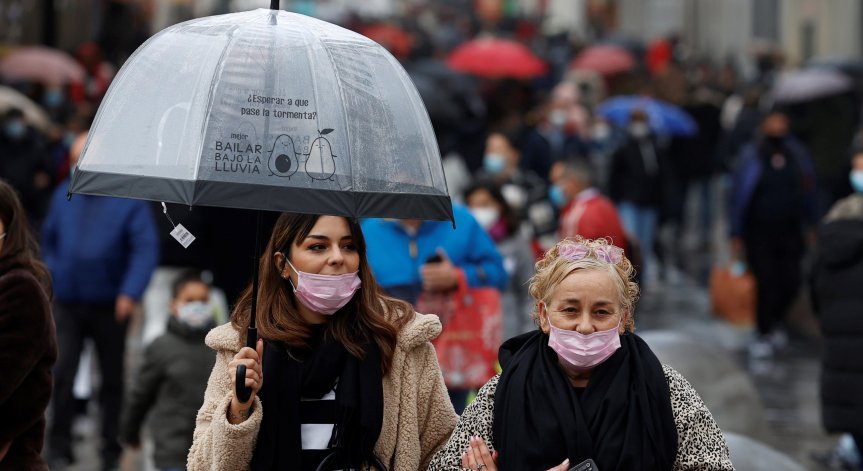 Испания ще дава на младежите по 250 евро месечно, за да се изнесат от родителите си