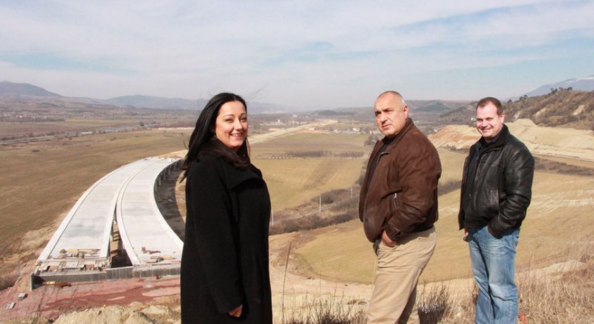 Бойко Борисов провери работата по АМ Струма