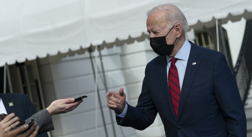 Байдън приветства ваксината Johnson & Johnson: Не сваляйте гарда