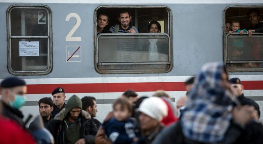 Словения се готви за хиляди мигранти