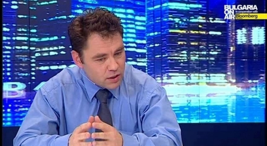 Борис Петров: Опциите пред правителството и кредиторите на Гърция бързо се изчерпват