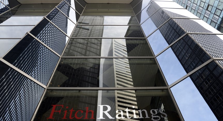 Fitch запази под негативно наблюдение рейтинга на САЩ