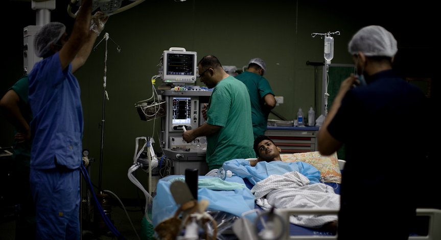 Израел не дава информация за арестувания шеф на болницата в Газа, СЗО с призив