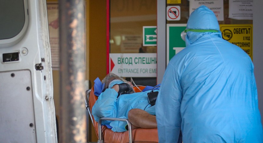 61-годишен лекар от Сливен загуби битката с коронавируса