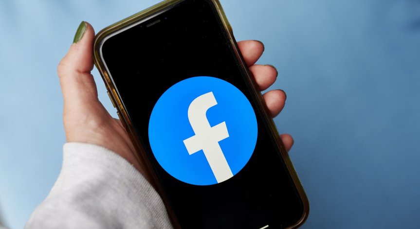 533 млн. потребители на Facebook са хакнати, търгуват данните им