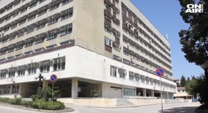 Забраняват достъпа за външни лица в болницата в Добрич