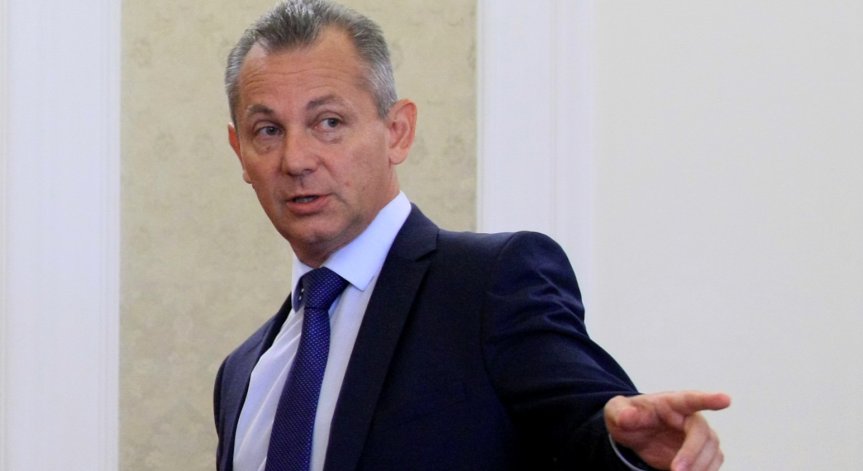 Мотиви зад рокадата в ДАНС: Нежелание за работа, нарушаване на 