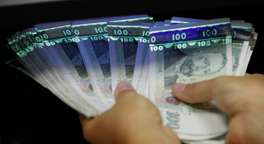 Плащаме в брой до 5000 лeва