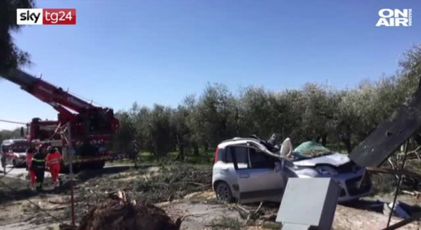 Бурни ветрове в Италия отнеха живота на четирима