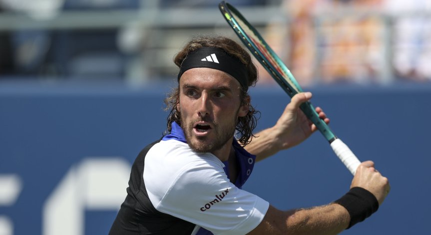 Това е най-неуспешният турнир от Големите 4 на Циципас, като в него той е достигал максимум до 3-и кръг.