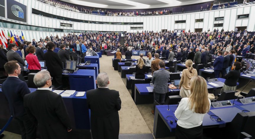 ЕП осъжда политическите присъди в Русия: Иска освобождаване на Кара-Мурза и Навални