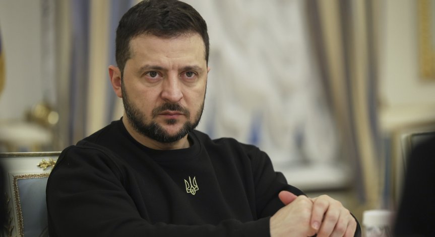 Зеленски: Приоритетите за 2023 г. са подобряване на електроснабдяването и на ПВО