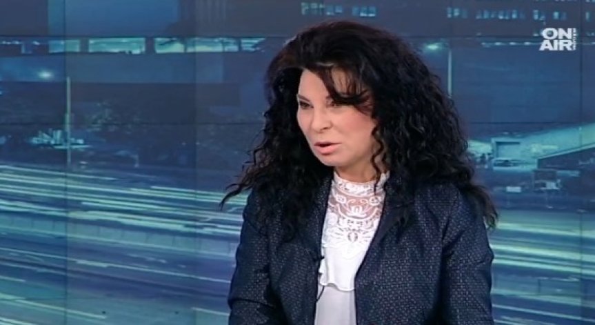 Султанка Петрова вярва, че можем да възвърнем българските традиции и дух