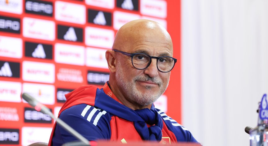 Луис де ла Фуенте похвали няколко пъти Христо Стоичков.