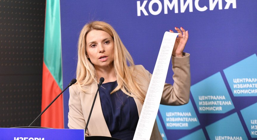 ЦИК: 2000 машини за гласуване вече са ремонтирани