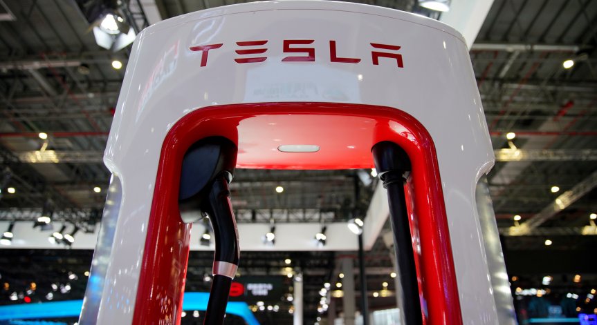 Tesla навлиза и на пазара на застрахователите