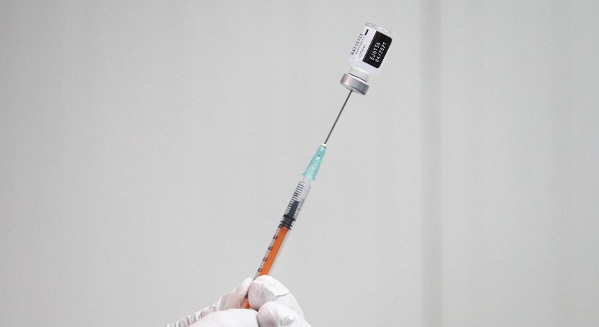 ЕМА одобри два нови бустера срещу Ковид-19, единият е адаптиран към Омикрон