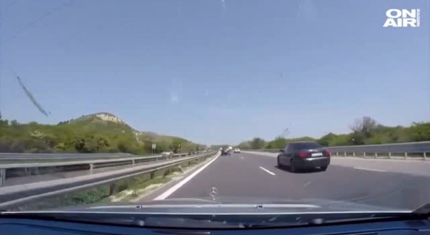 Kон препускаше в насрещното на АМ 
