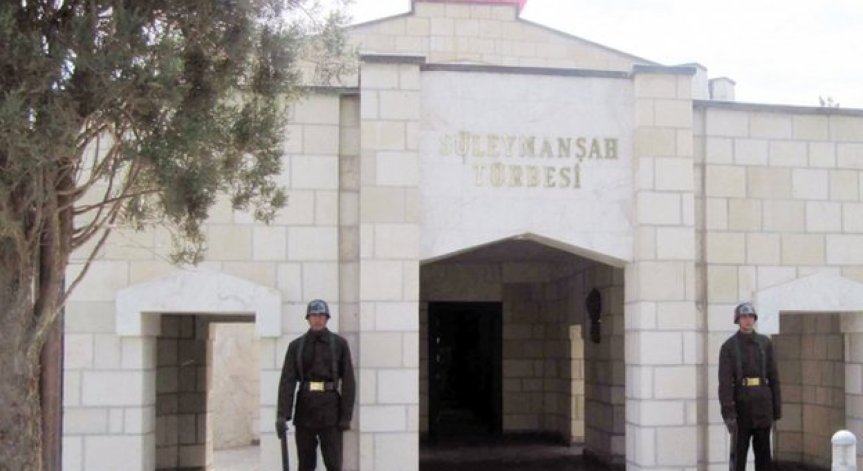 Турската армия навлезе в Сирия, за да евакуира отоманско светилище