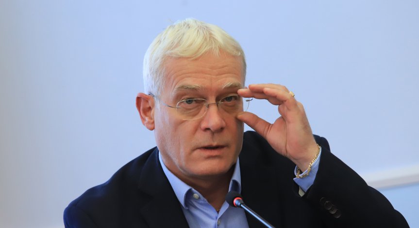 Проф. Салчев, НЗОК: Получихме 47 жалби на пациенти за използване на личните им данни 