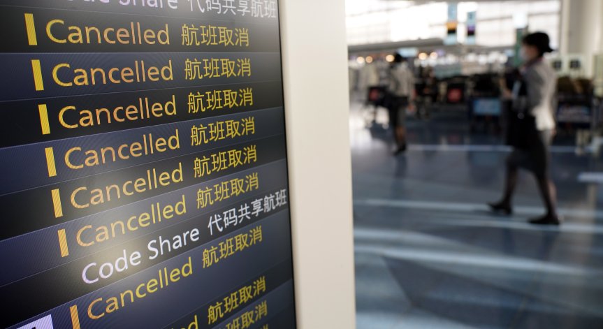 Хиляди домакинства останаха без ток