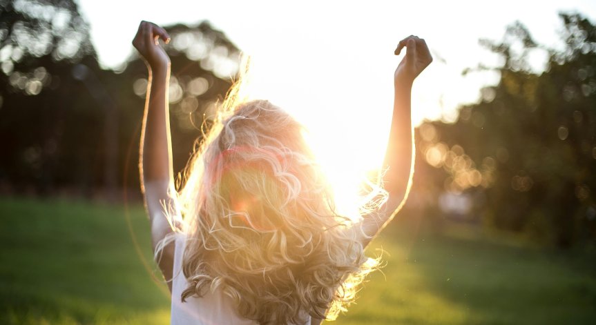 Няколко зодии, които затварят глава от живота си след пълнолунието