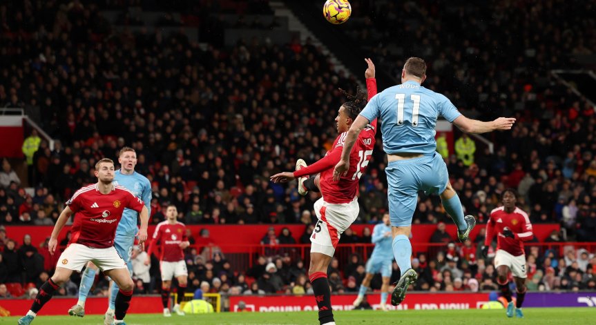 Червените дяволи се изложиха за пореден път.