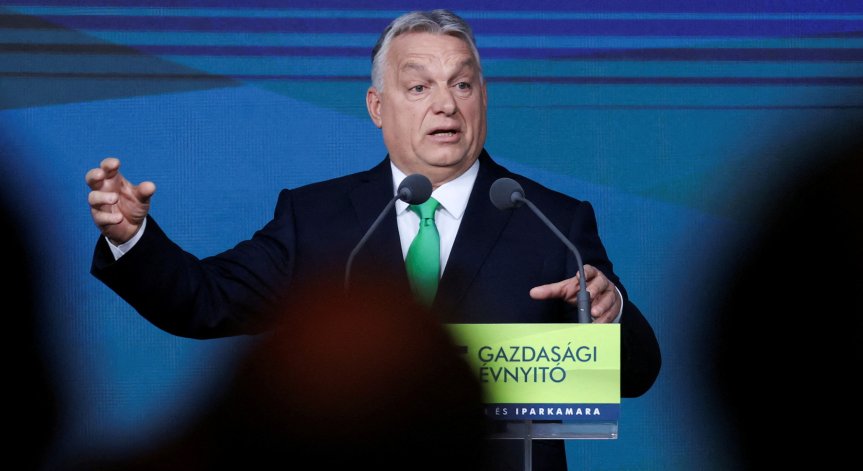 Според него унгарската икономика е загубила 20 милиарда евро по време на войната.