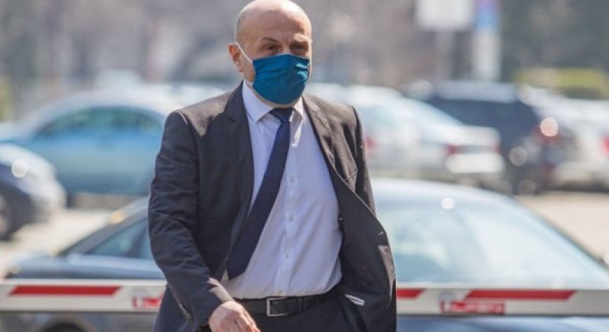 Дончев: Болниците и МВР натрупаха опит, няма нужда от извънредно положение