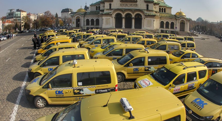 Национален протест на такситата, настояват за редица промени 