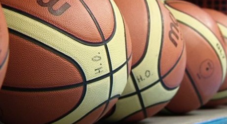 Баскетболният отбор замина за Литва с 12 играчи