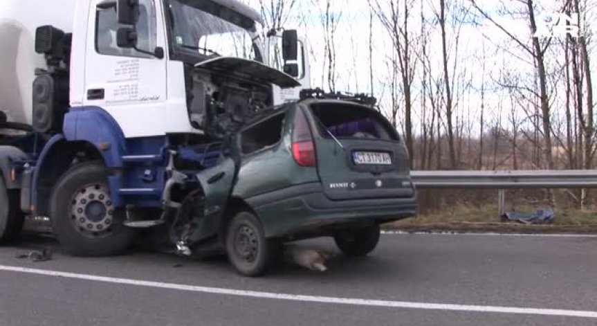 Мъж намери смъртта си след ужасна катастрофа край Казанлък