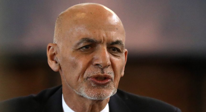 Ашраф Гани избягал от Афганистан, за да предотврати кръвопролитие