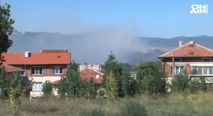 Пожар ограничи движението по АМ 