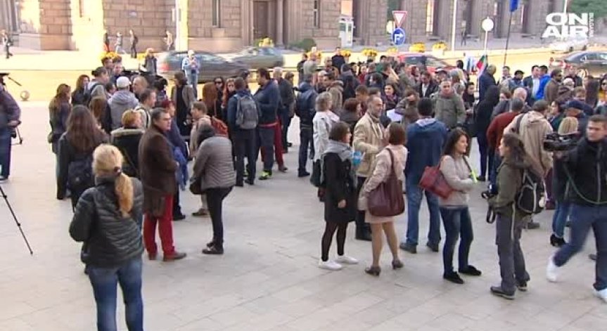 Журналисти се обединиха в защита на свободата на словото