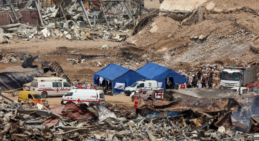 Първа министерска оставка след трагедията в Бейрут