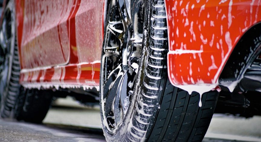 Как да измием дъното на колата от зимната мръсотия?