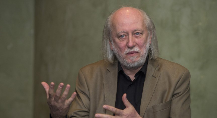 Унгарски автор спечели Нобеловата награда за литература