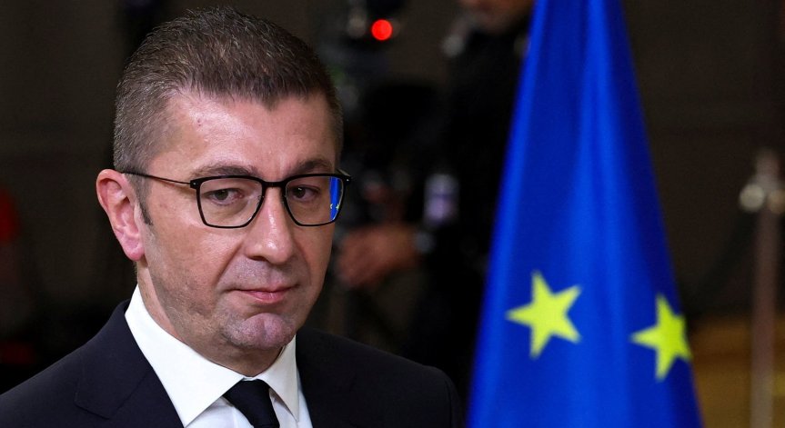 Християн Мицкоски: Целта на България е пълно предефиниране на идентичността на РСМ