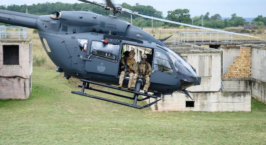 Унгарски военен хеликоптер се разби в Хърватия, двама са загинали, издирват трети