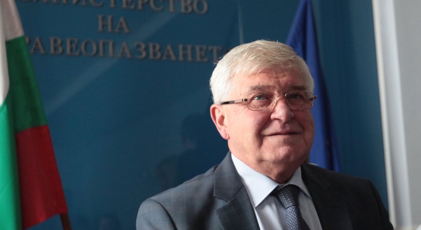 До 14 юни страната ще е в извънредна епидемична обстановка