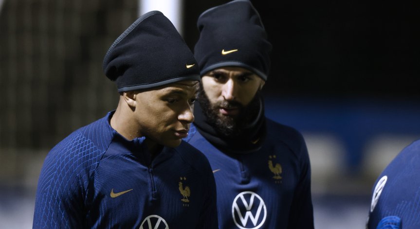 Треньорът на ПСЖ: Мбапе не е над клуба, въпреки статуса си в отбора 