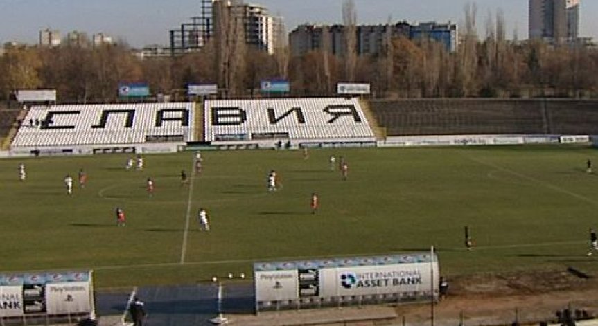 „Славия“ почти сигурно подписва с Милан Ставрич