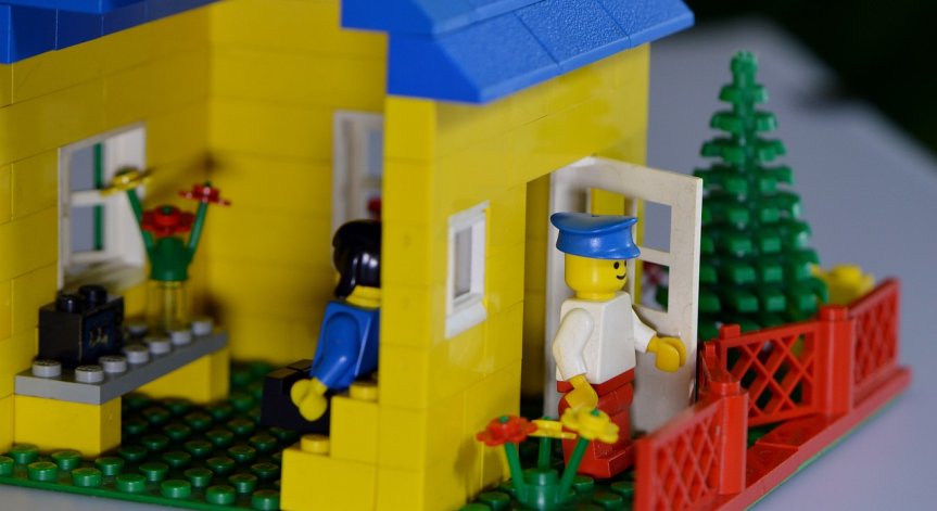 Радост за феновете на LEGO: Kомпанията отваря oфициaлeн мaгaзин в София