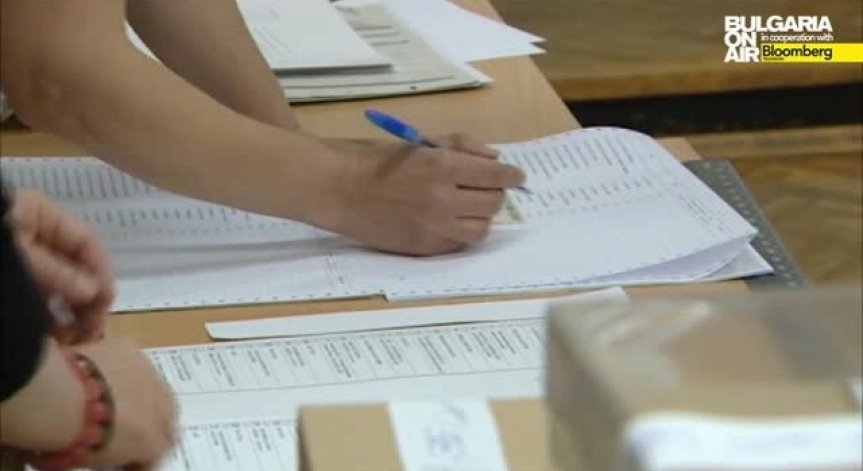 23.24% е избирателната активност към 13 часа