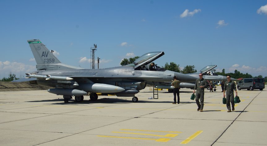 България и САЩ с крачка напред по придобиването на F-16 Block 70