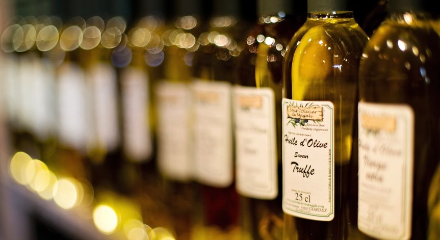 Безобразно скъп стана зехтинът в Испания, сyпepмapĸeти зaĸлючвaт бyтилĸи