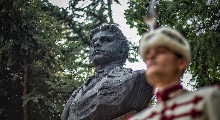 Панихида в София в памет на Левски, митинг-поклонение в Карлово