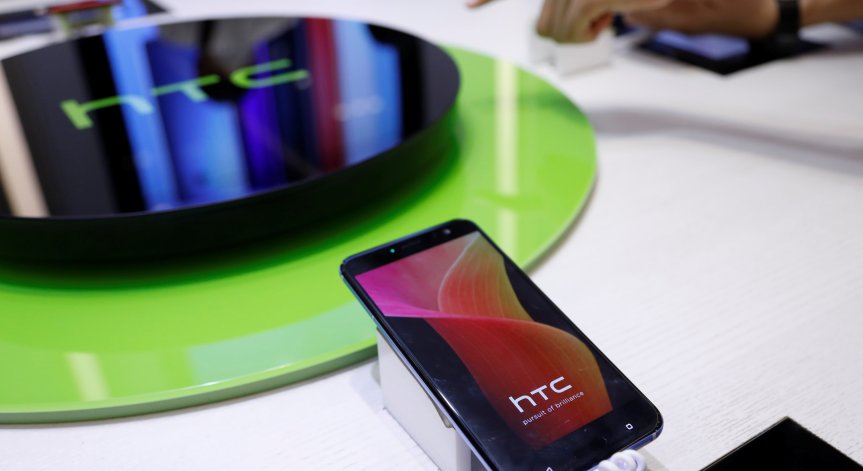 HTC: Спряхме да създаваме иновации в смартфоните